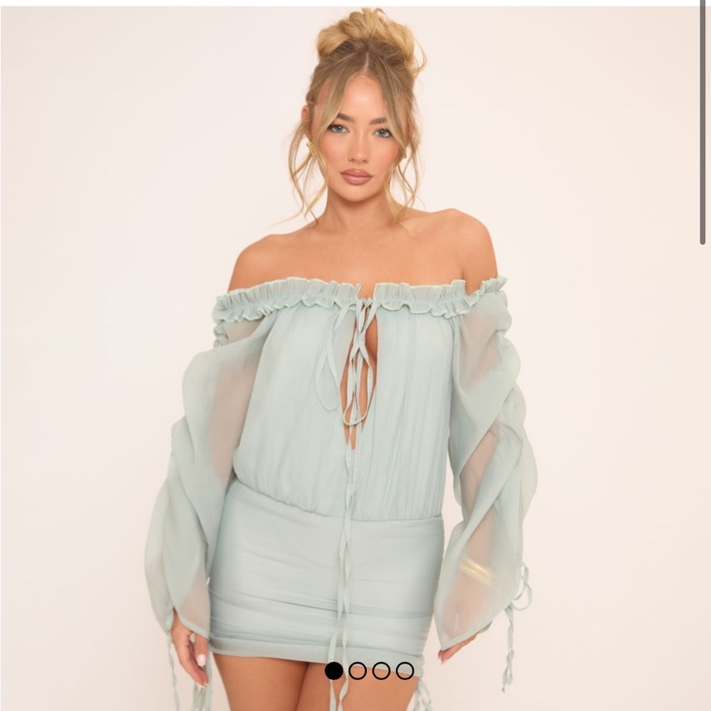 NWT Off the shoulder cut out ruched sea green mini dress